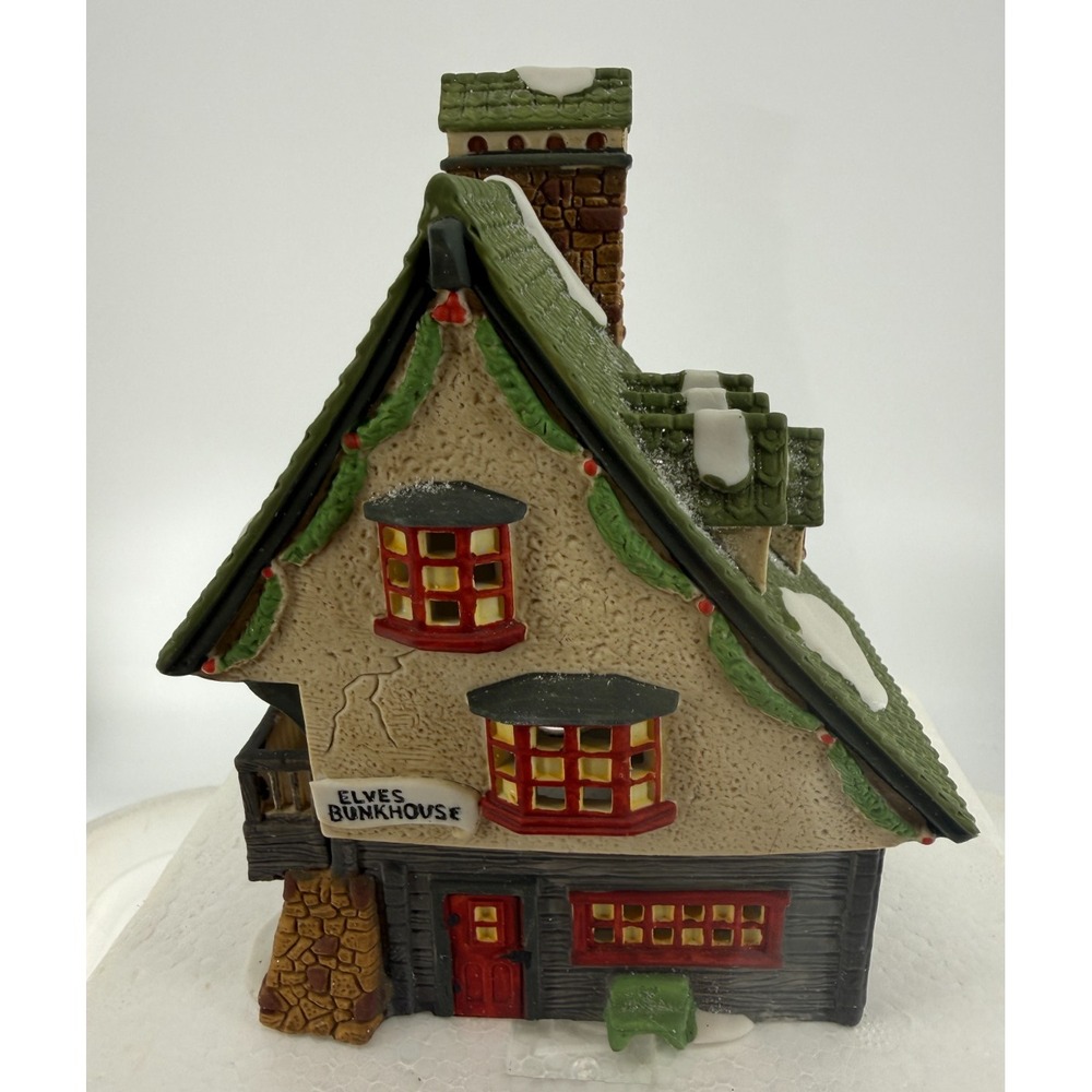 Department 56 North Pole Series Elf Bunkhouse Building 5601-4 Retired 1990